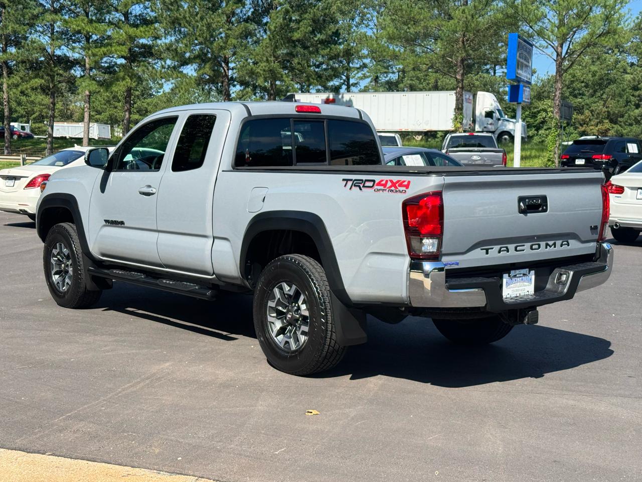 Toyota Tacoma 4WD Access Cab V6 AT TRD Off Road (Natl) 2018