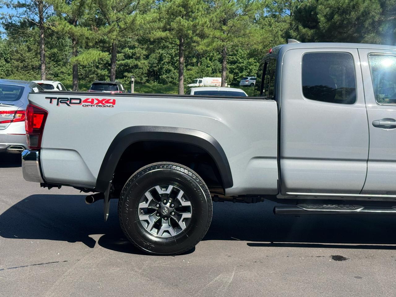 Toyota Tacoma 4WD Access Cab V6 AT TRD Off Road (Natl) 2018