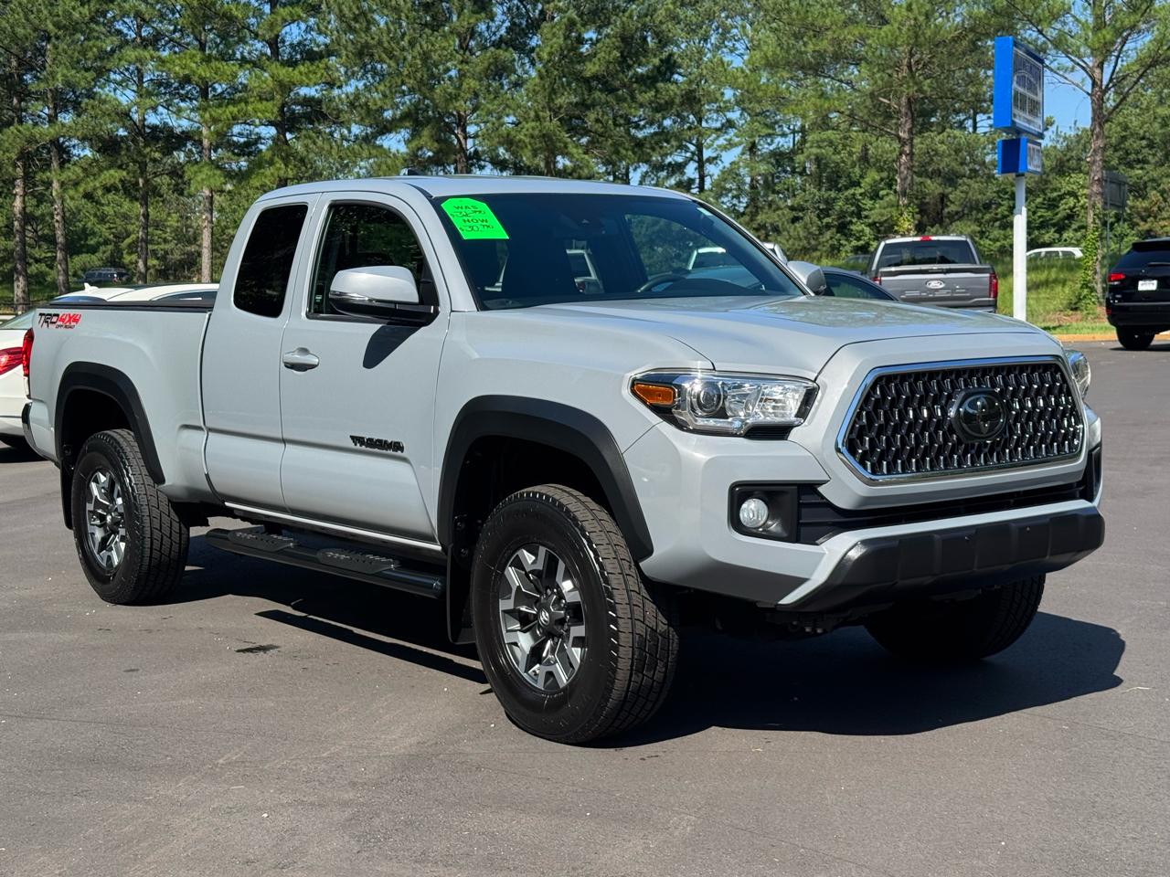 Toyota Tacoma 4WD Access Cab V6 AT TRD Off Road (Natl) 2018