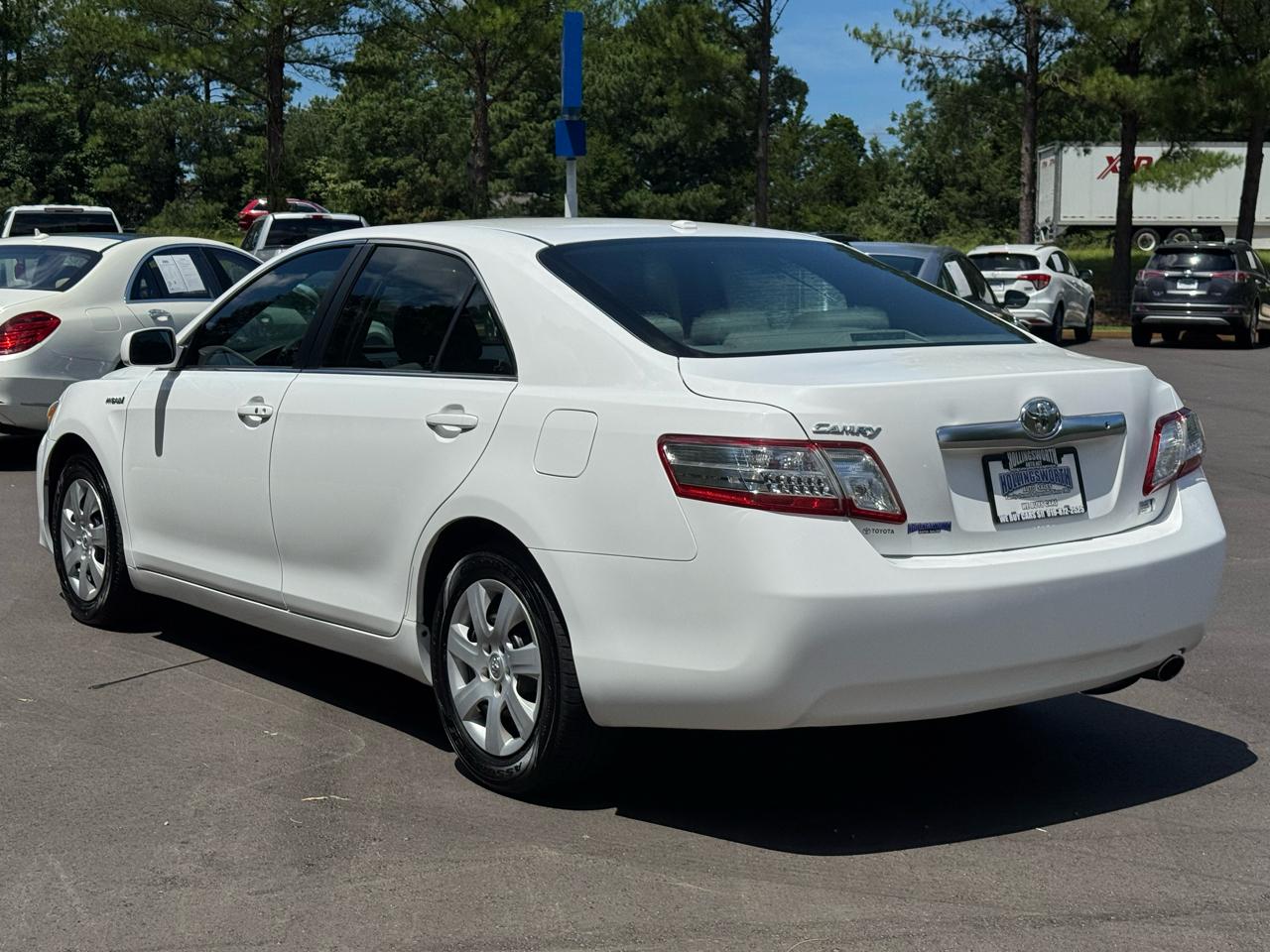 Toyota Camry Hybrid 4dr Sdn (Natl) 2011