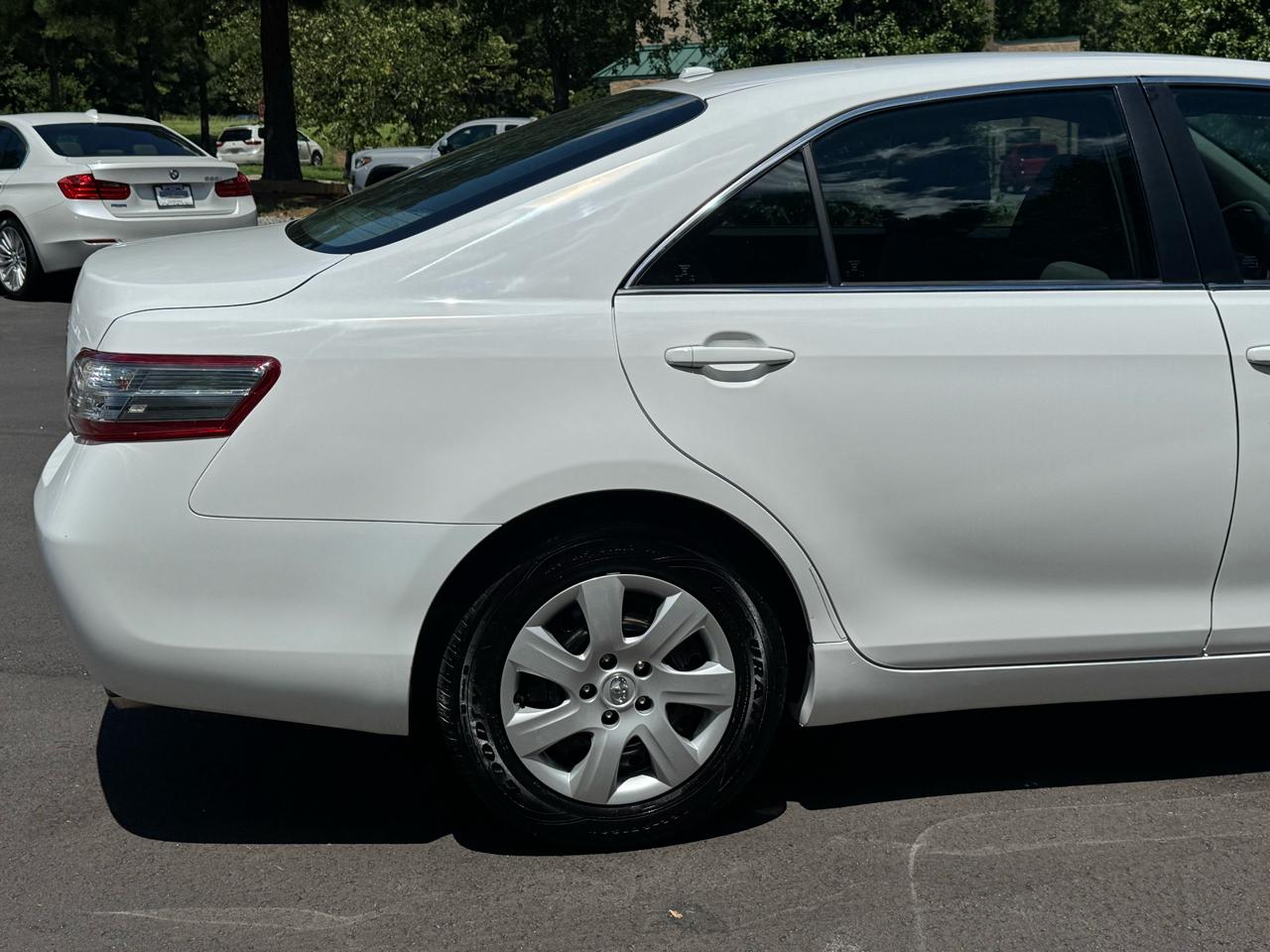 Toyota Camry Hybrid 4dr Sdn (Natl) 2011