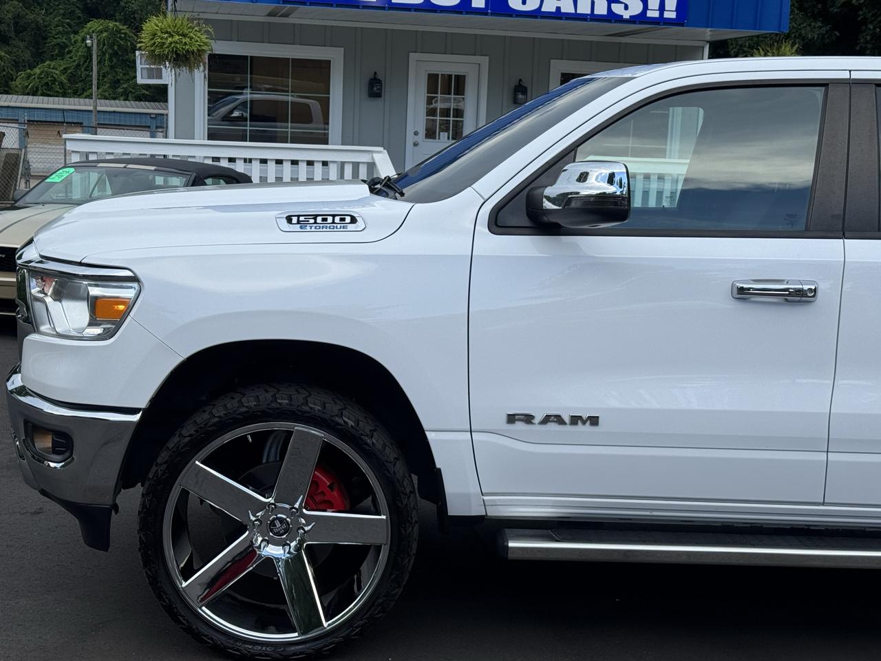 RAM 1500 Big Horn 4x2 Crew Cab 5'7" Box 2023