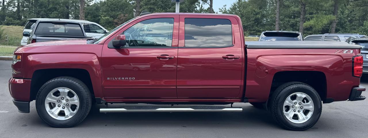 Chevrolet Silverado 1500 4WD Crew Cab 143.5" LT w/2LT 2018
