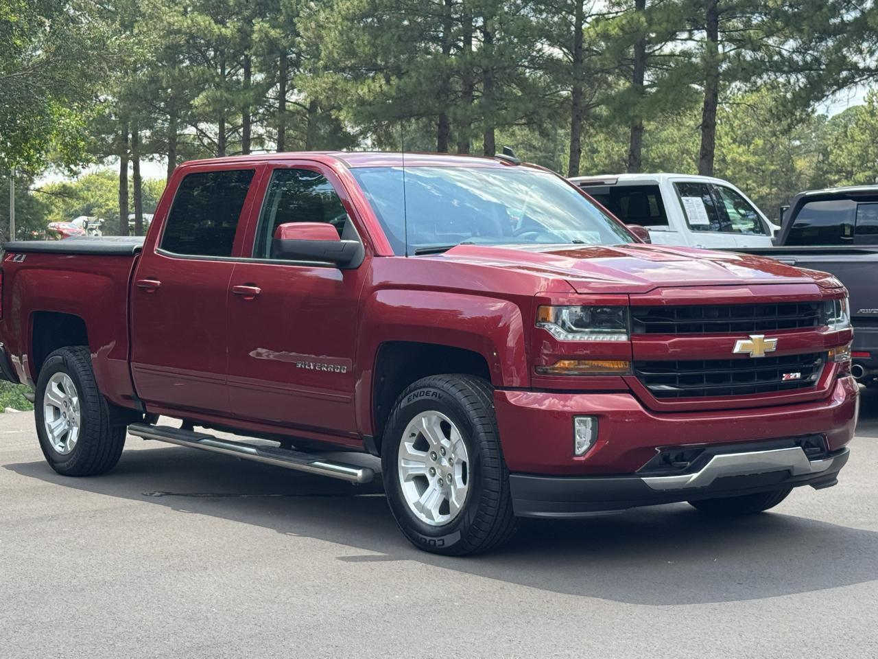 Chevrolet Silverado 1500 4WD Crew Cab 143.5" LT w/2LT 2018