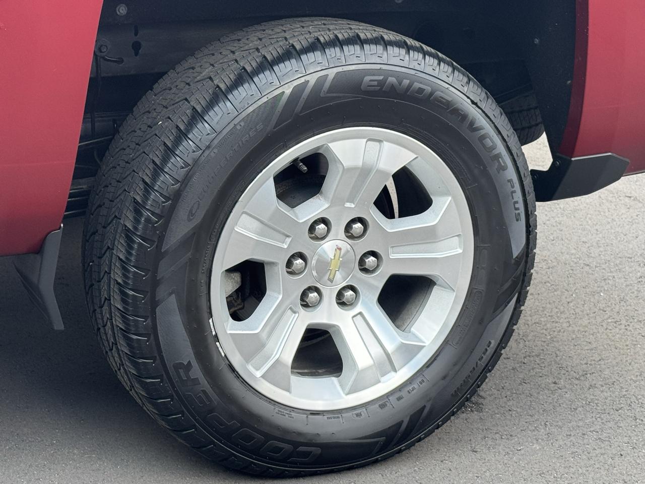 Chevrolet Silverado 1500 4WD Crew Cab 143.5" LT w/2LT 2018