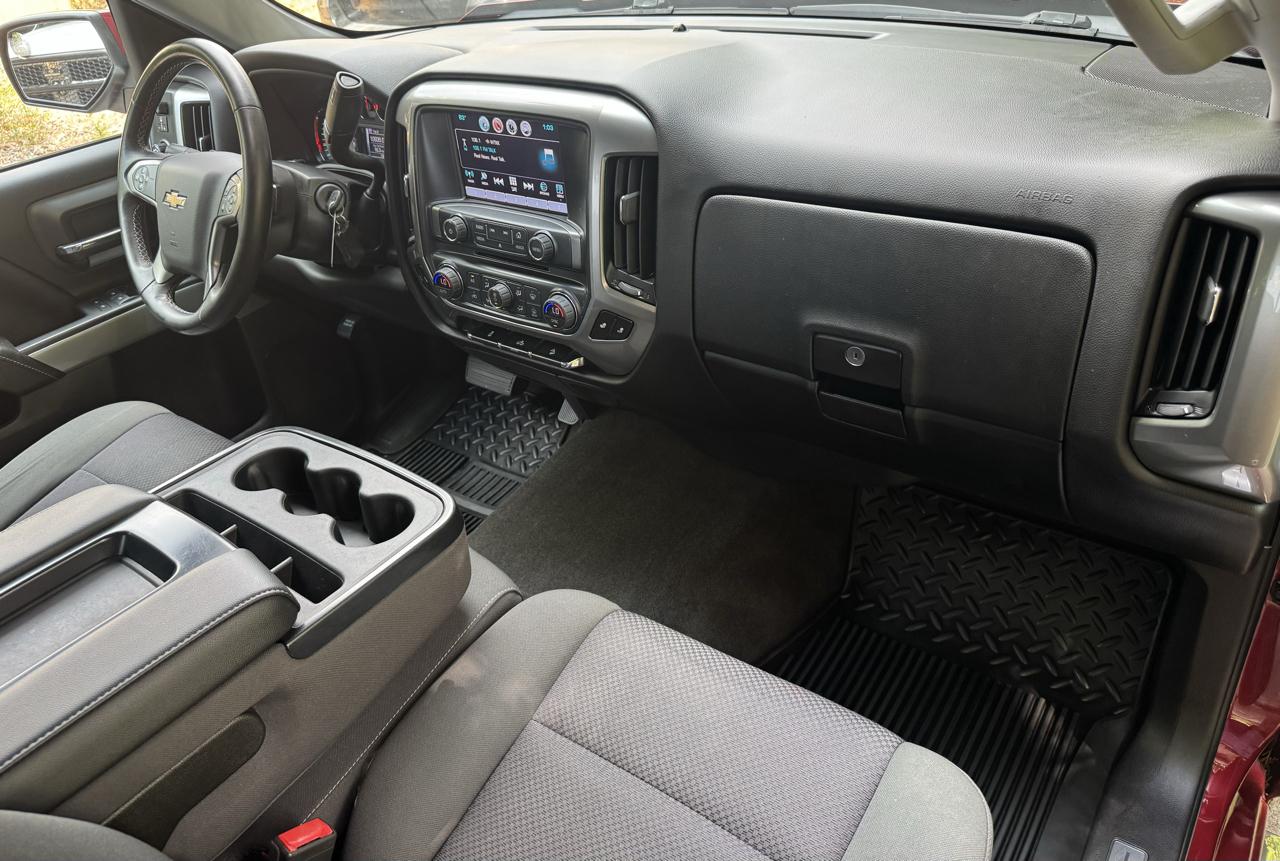 Chevrolet Silverado 1500 4WD Crew Cab 143.5" LT w/2LT 2018