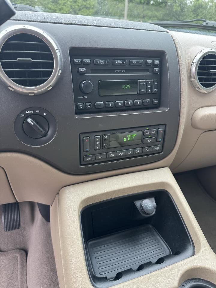 Ford Expedition 5.4L Eddie Bauer 4WD 2003