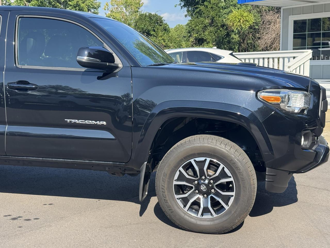 Toyota Tacoma 4WD TRD Sport Double Cab 5' Bed V6 AT (Natl) 2020
