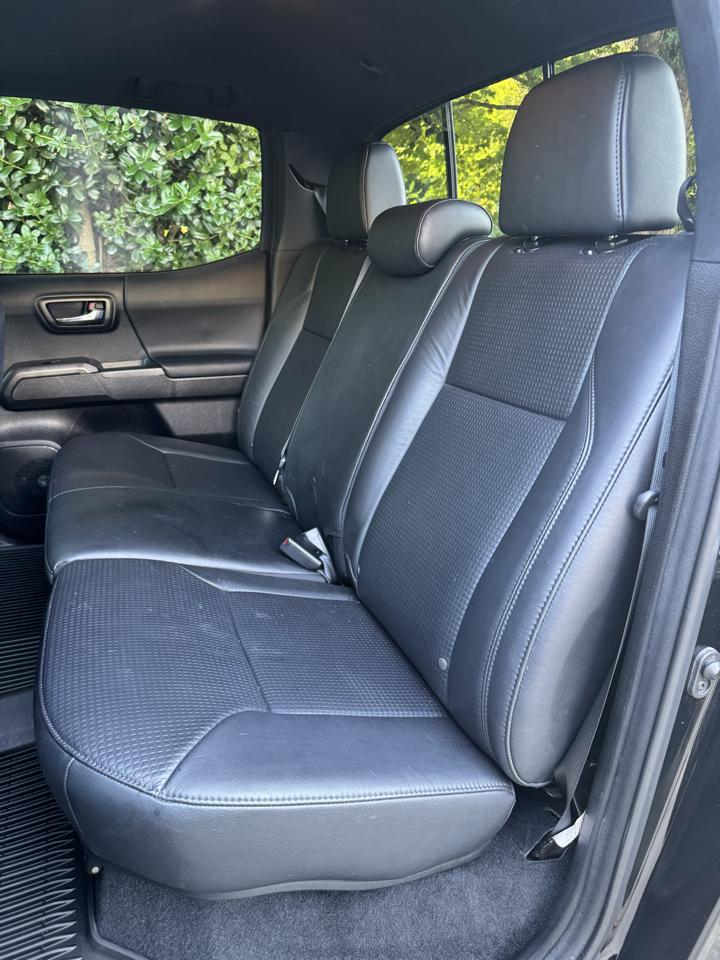 Toyota Tacoma 4WD TRD Sport Double Cab 5' Bed V6 AT (Natl) 2020