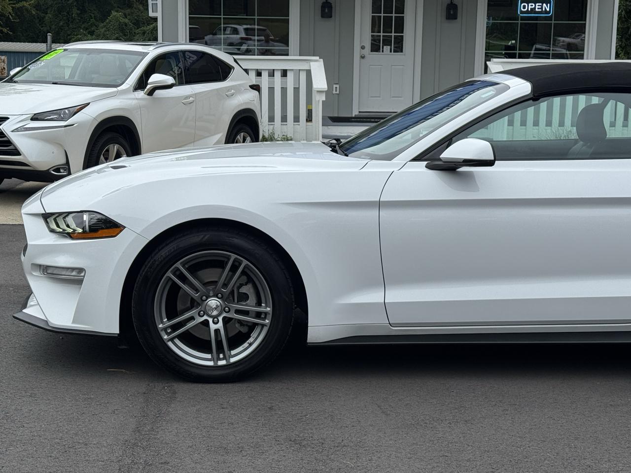 Ford Mustang EcoBoost Premium Convertible 2018