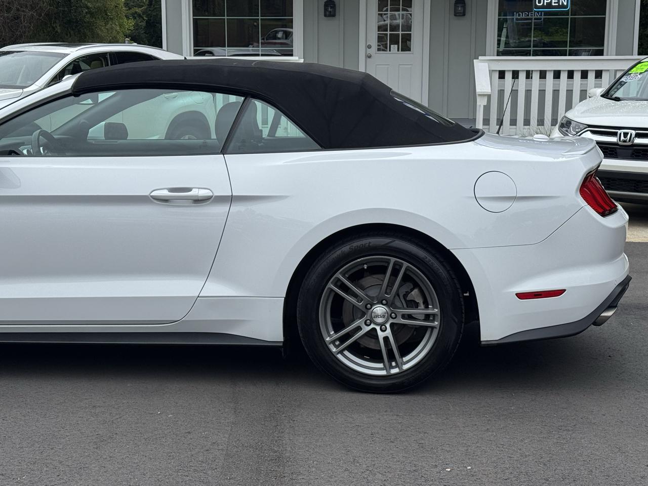 Ford Mustang EcoBoost Premium Convertible 2018