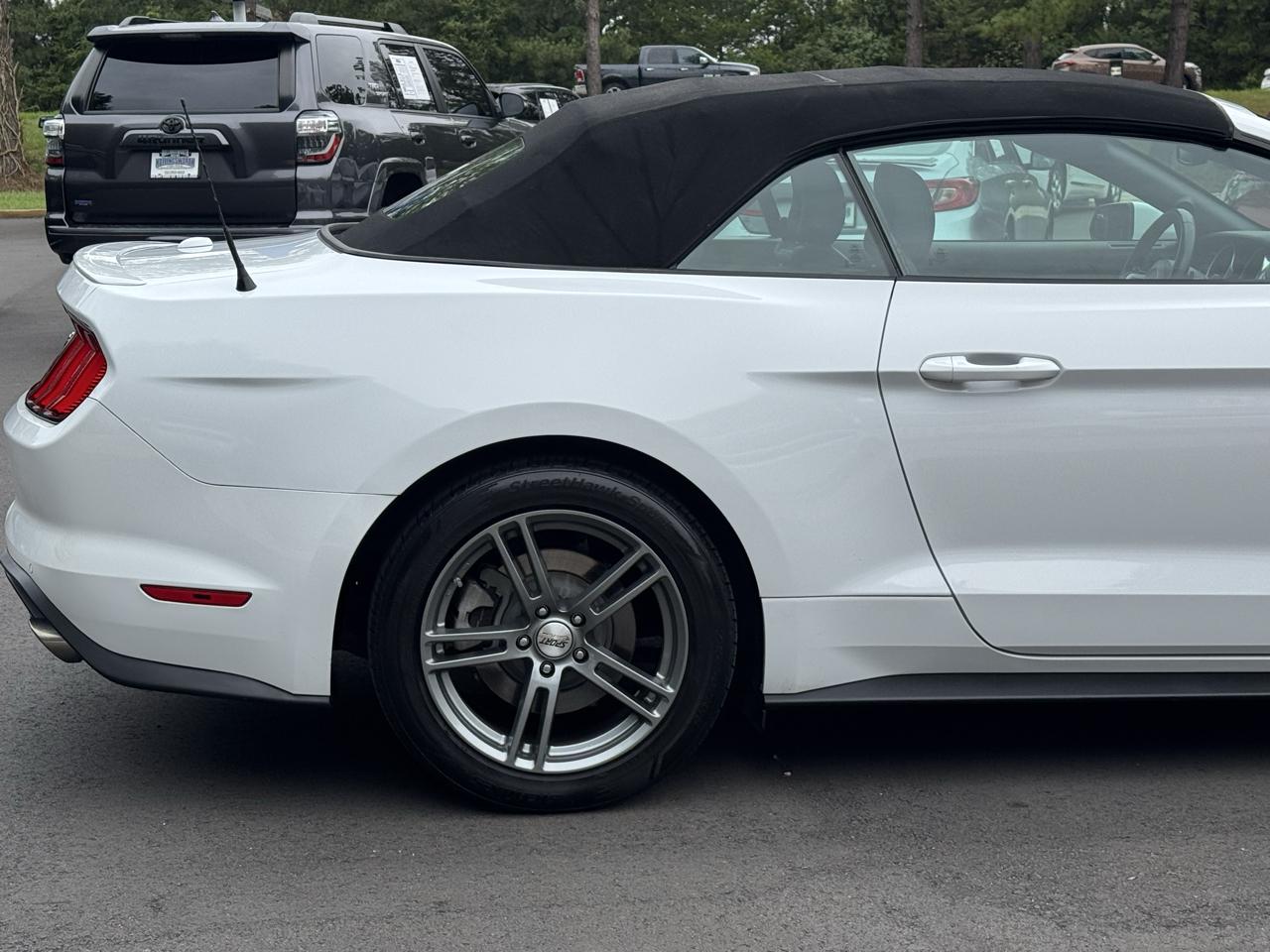 Ford Mustang EcoBoost Premium Convertible 2018