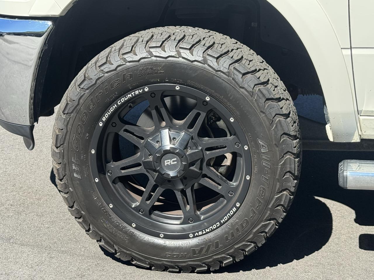 RAM 2500 Laramie 4x4 Mega Cab 6'4" Box 2018