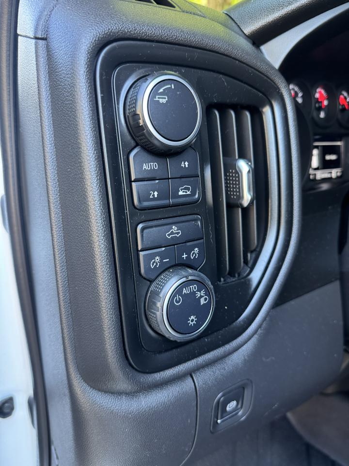 Chevrolet Silverado 1500 4WD Crew Cab 147" Custom 2019