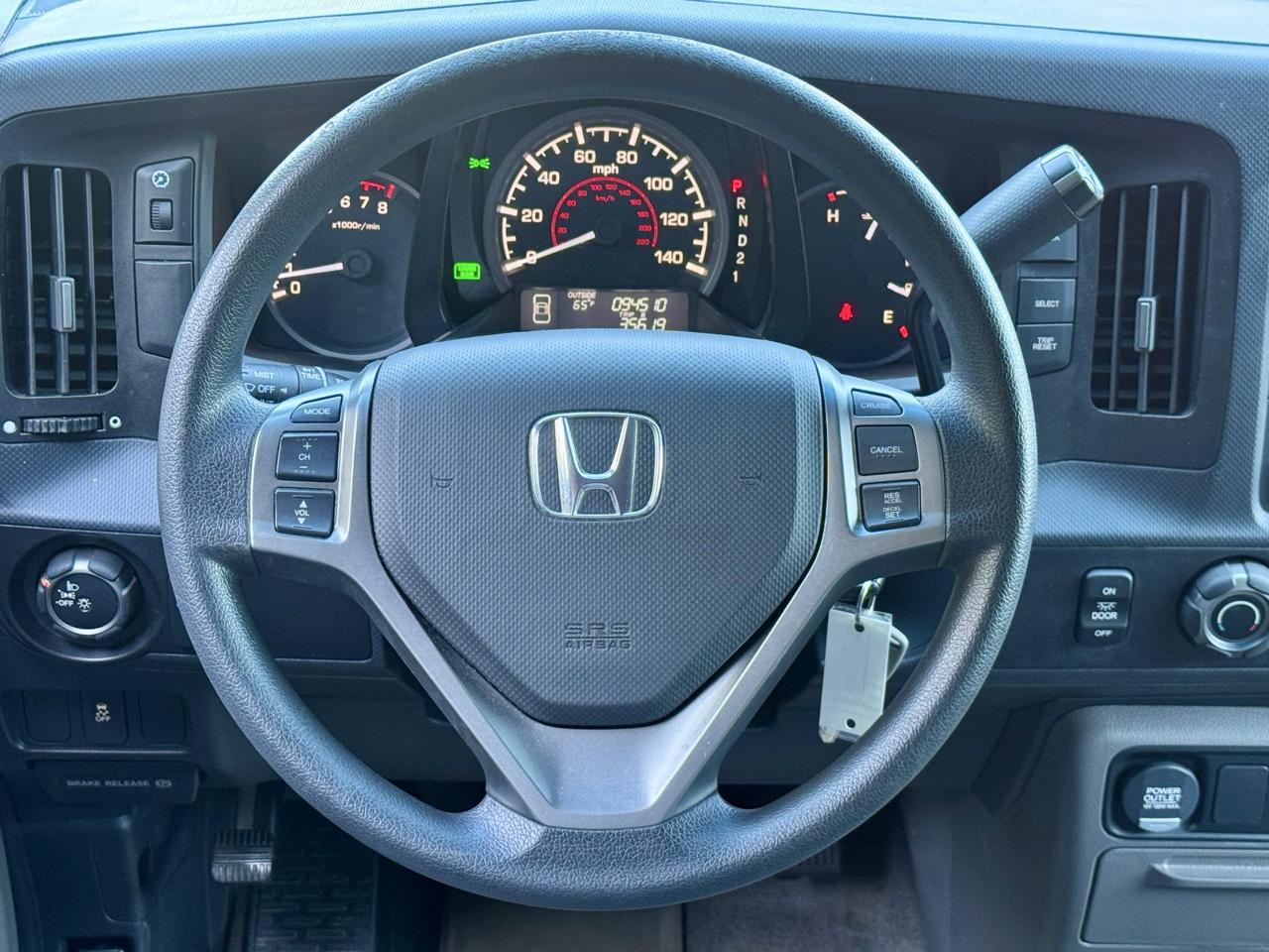 Honda Ridgeline 4WD Crew Cab RTS 2012