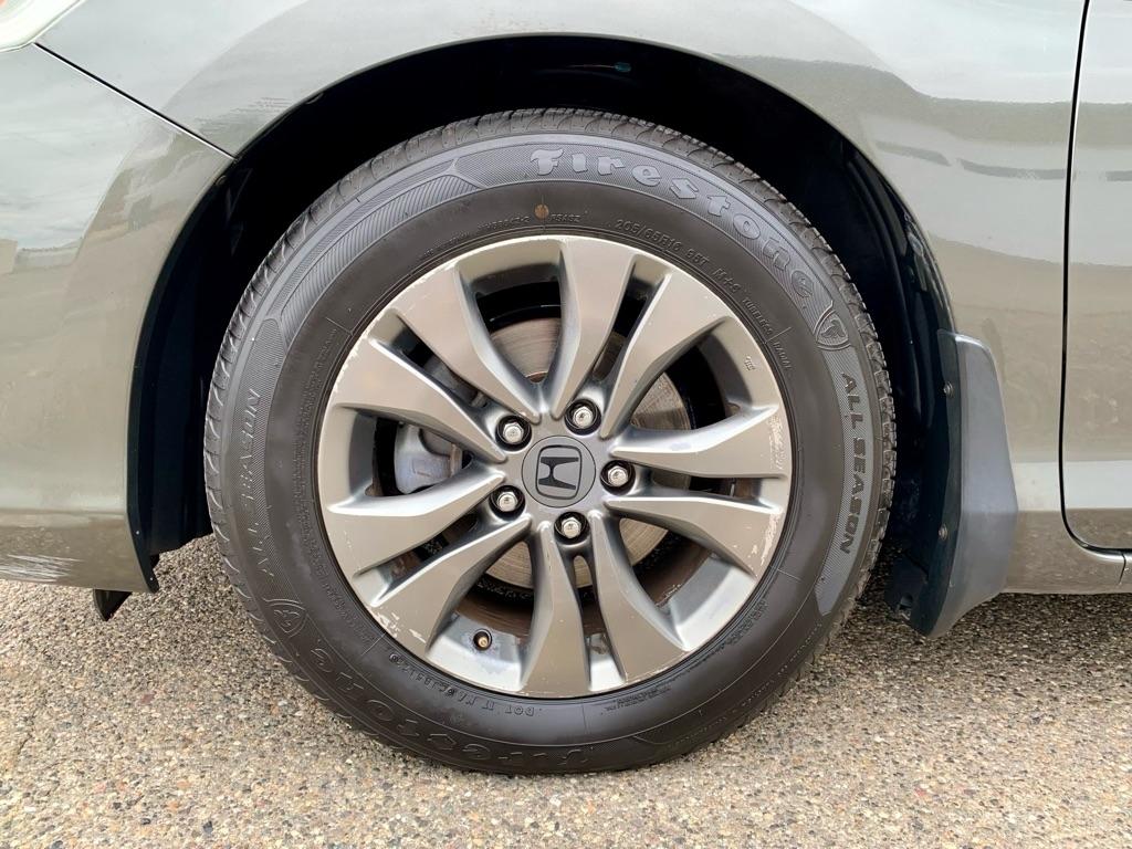 Honda Accord LX Sedan CVT 2013