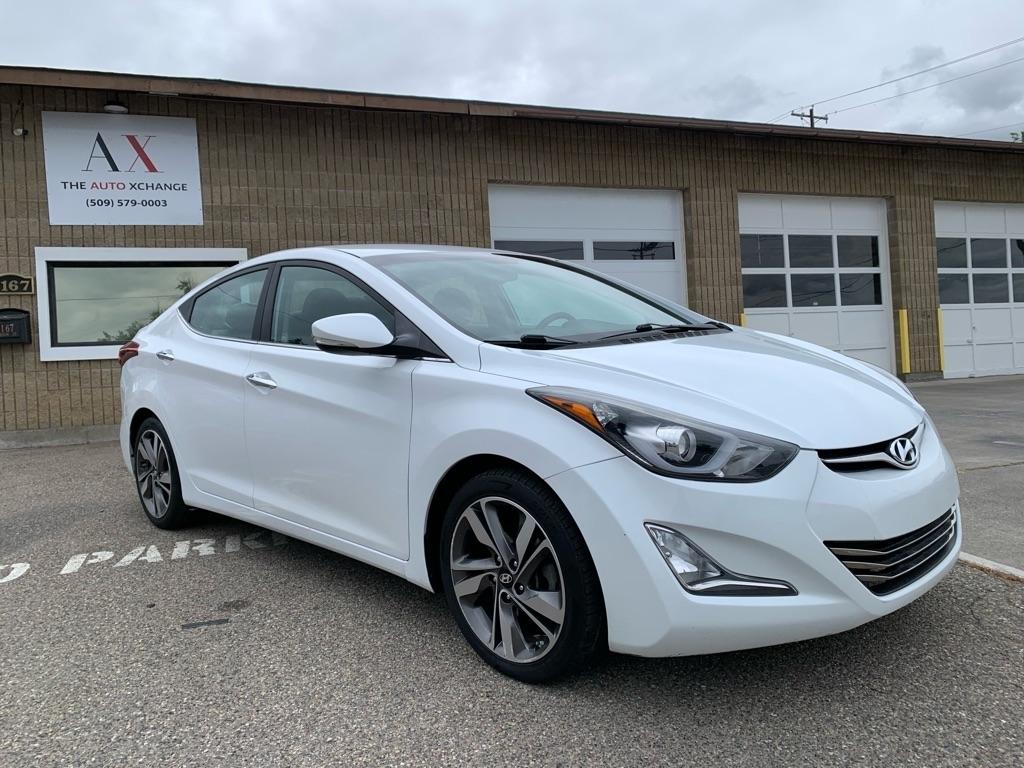 Hyundai Elantra SE 6AT 2015