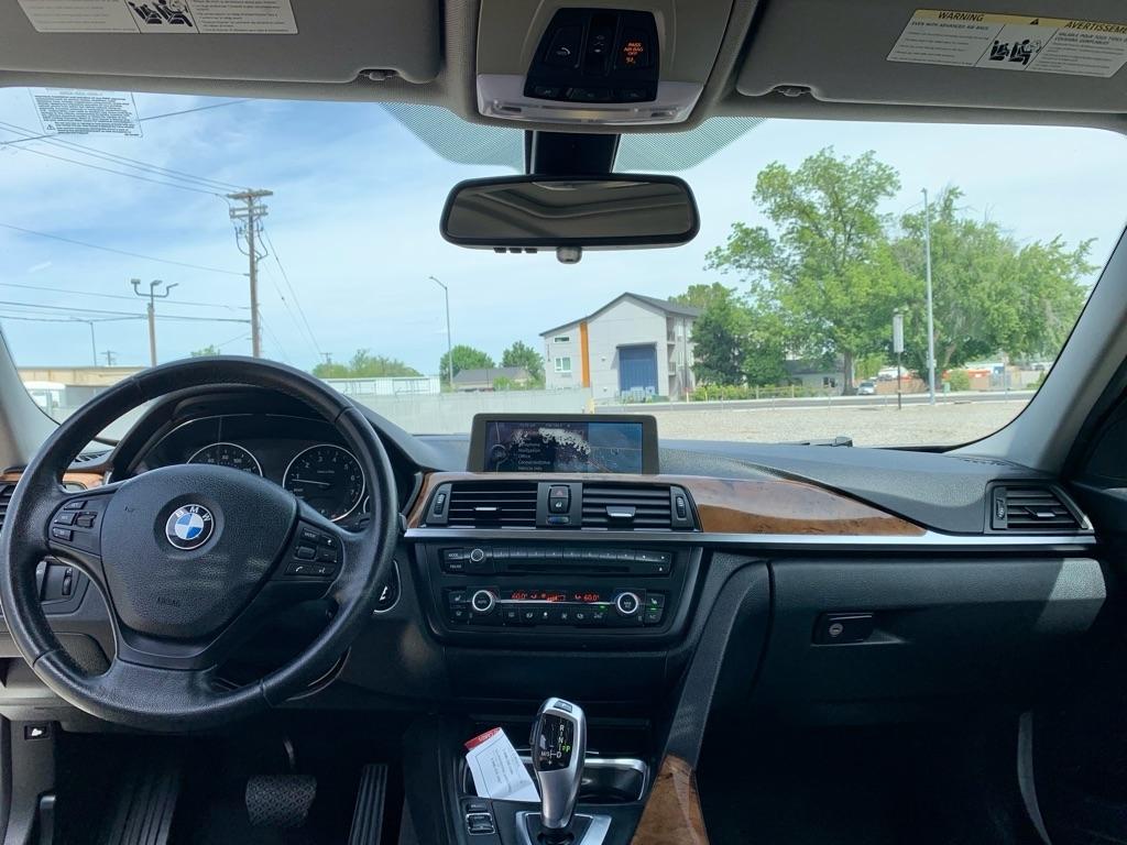 BMW 3-Series 328i Sedan - SULEV 2013