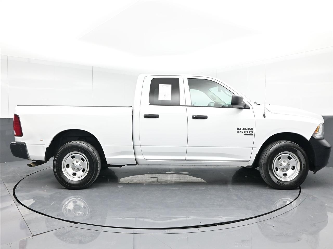 RAM 1500 Classic Tradesman Quad Cab 2WD 2020