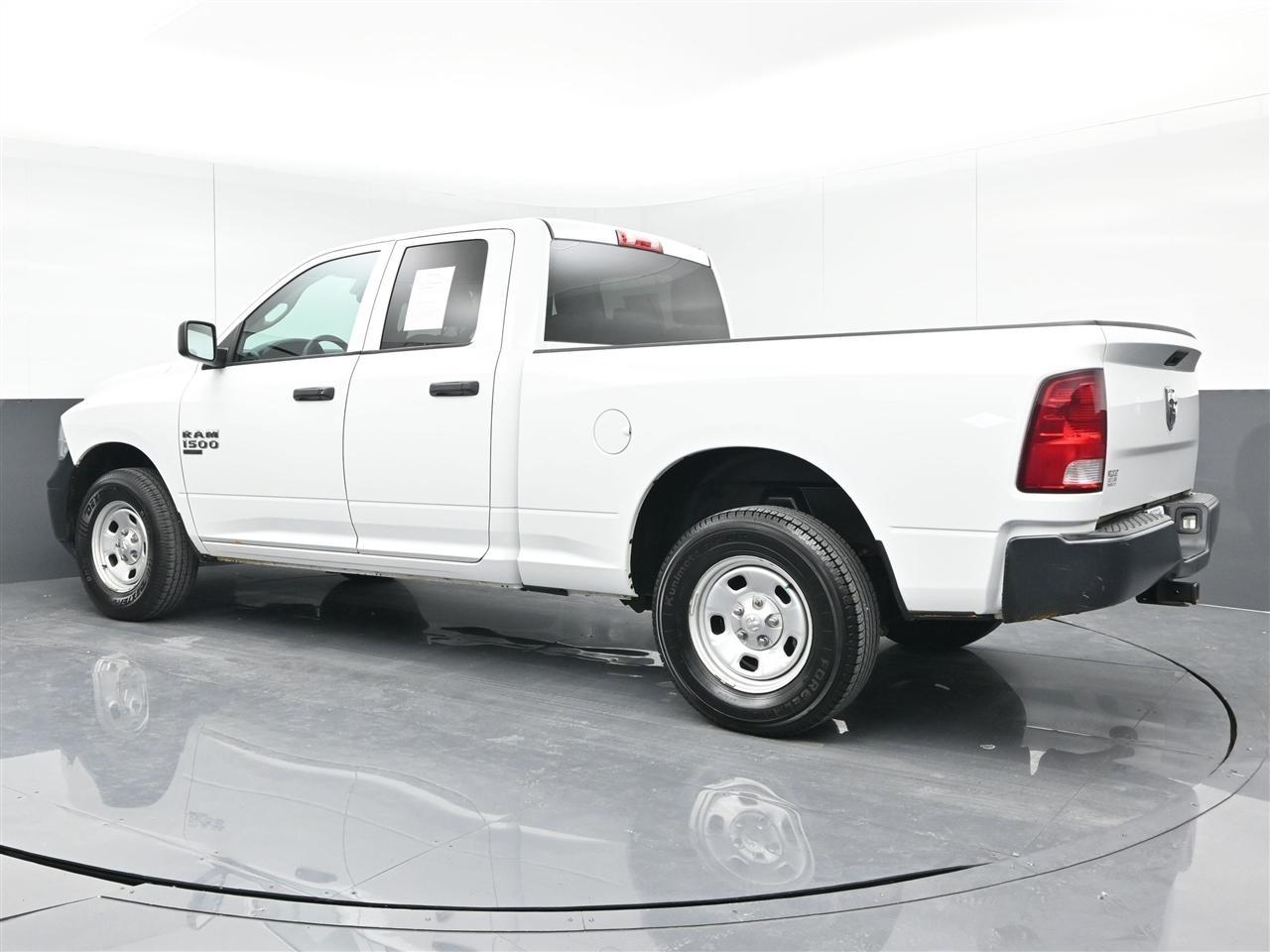 RAM 1500 Classic Tradesman Quad Cab 2WD 2020