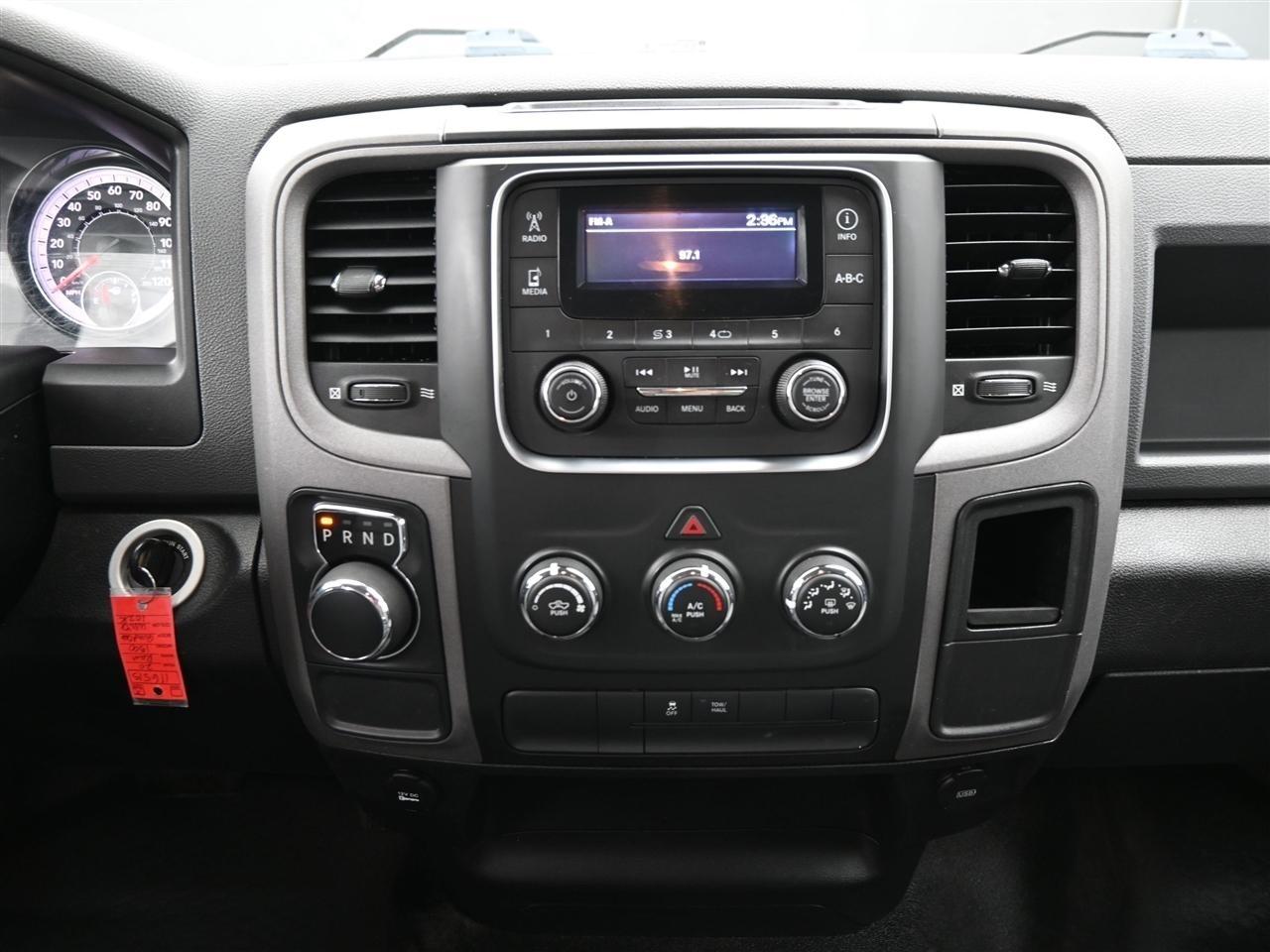 RAM 1500 Classic Tradesman Quad Cab 2WD 2020