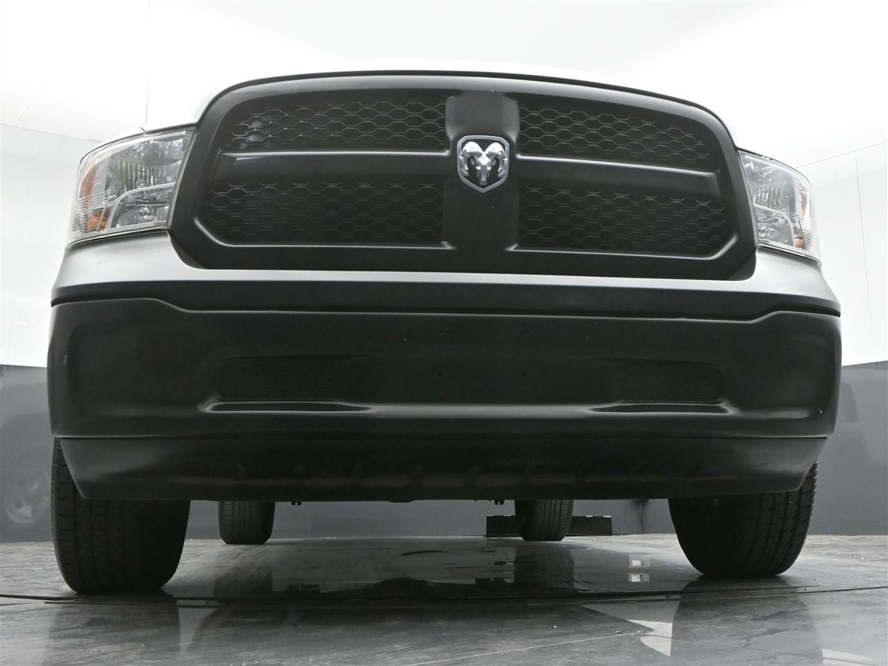 RAM 1500 Classic Tradesman Quad Cab 2WD 2020
