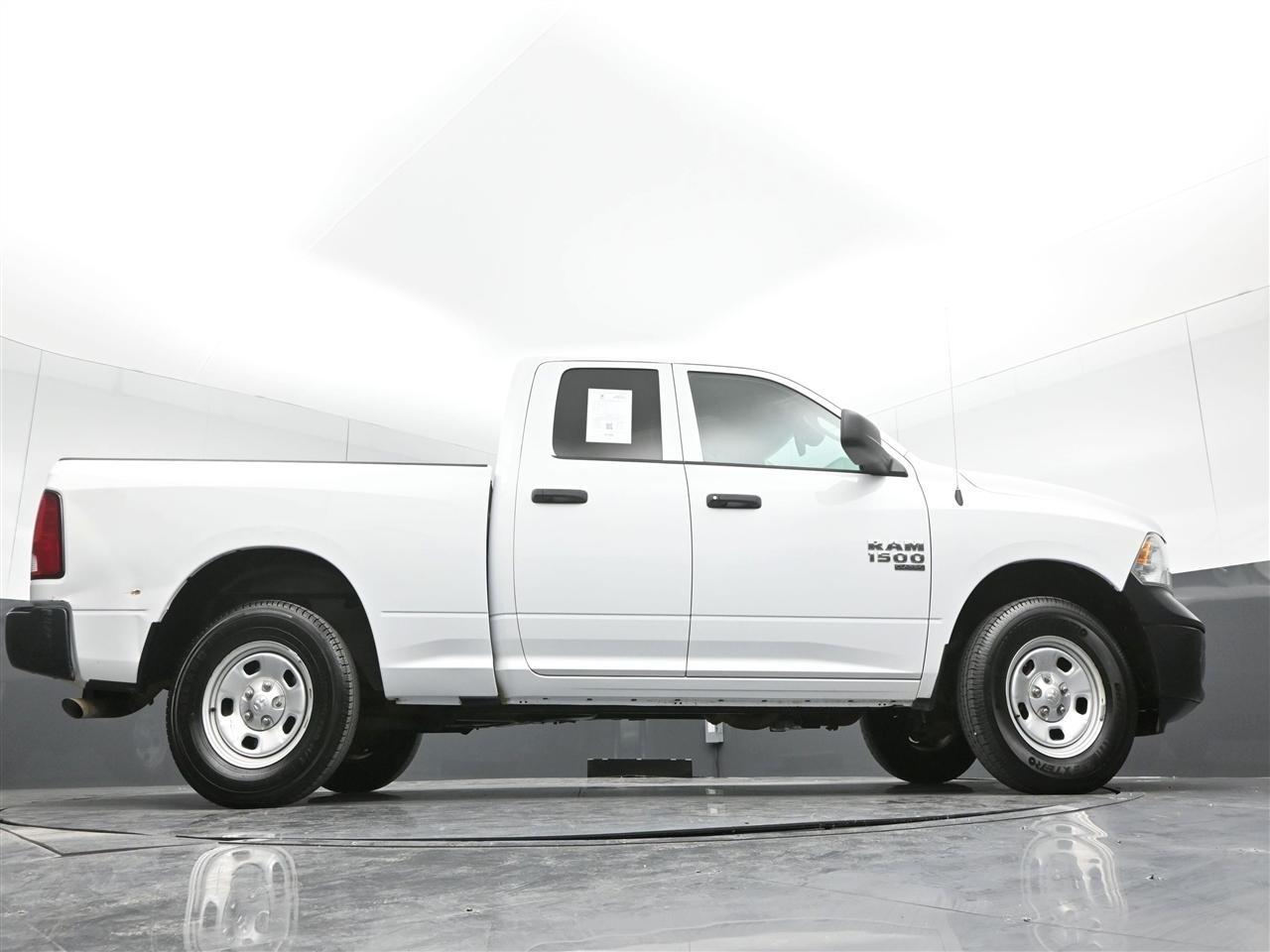 RAM 1500 Classic Tradesman Quad Cab 2WD 2020