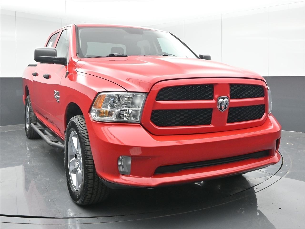 RAM 1500 Classic Tradesman Crew Cab SWB 4WD 2019