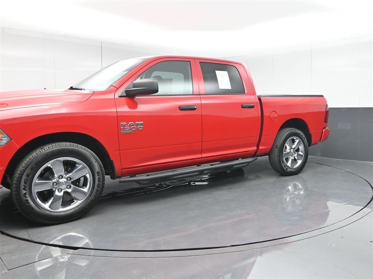 RAM 1500 Classic Tradesman Crew Cab SWB 4WD 2019