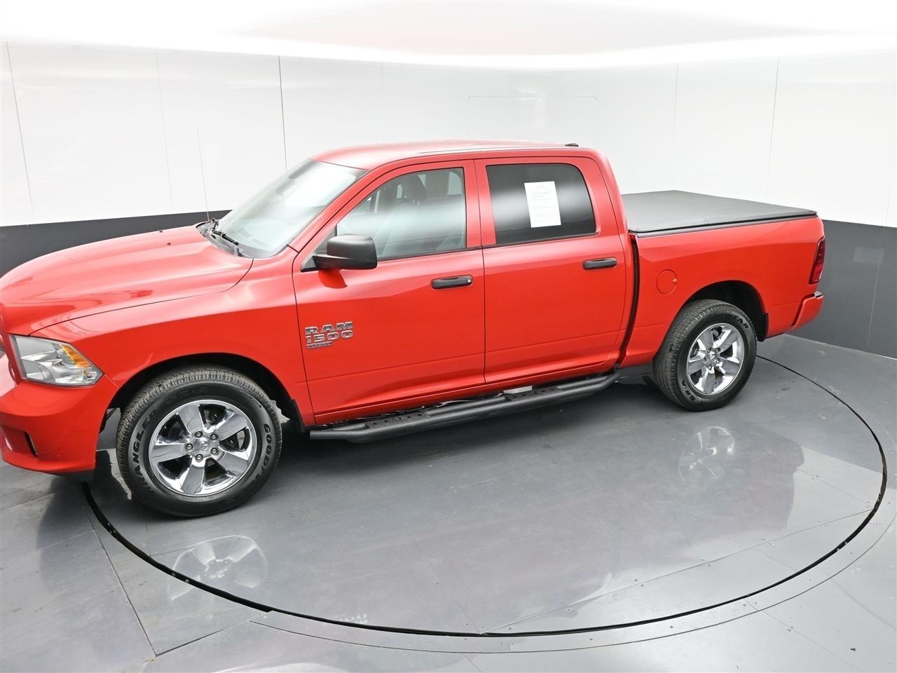 RAM 1500 Classic Tradesman Crew Cab SWB 4WD 2019