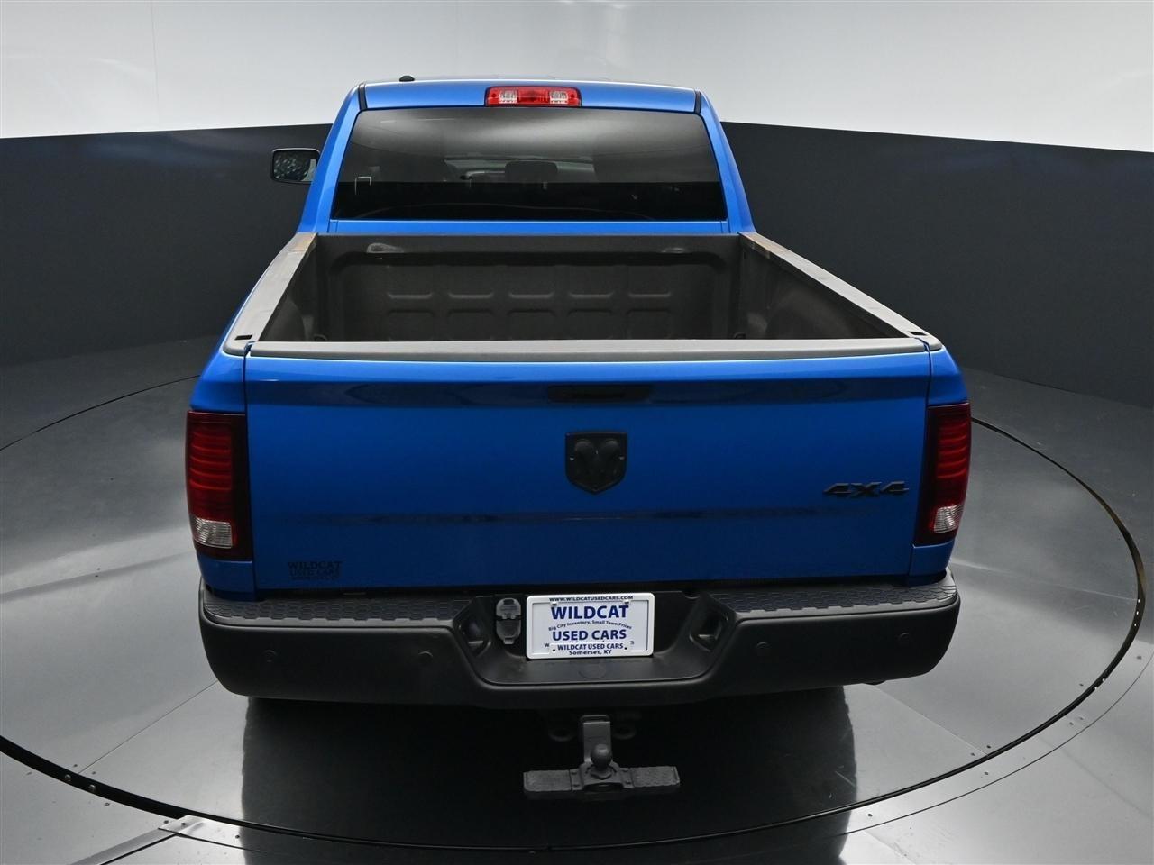 RAM 1500 SLT Quad Cab 4WD 2021
