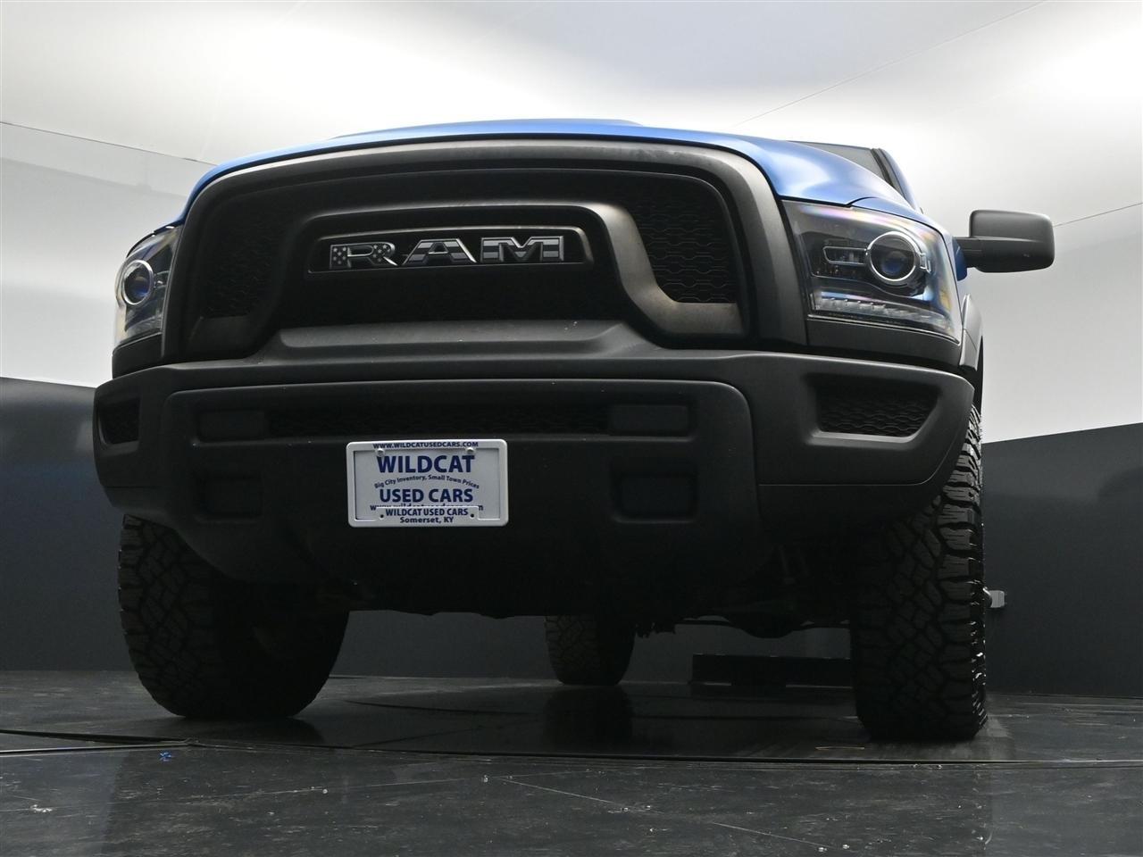 RAM 1500 SLT Quad Cab 4WD 2021
