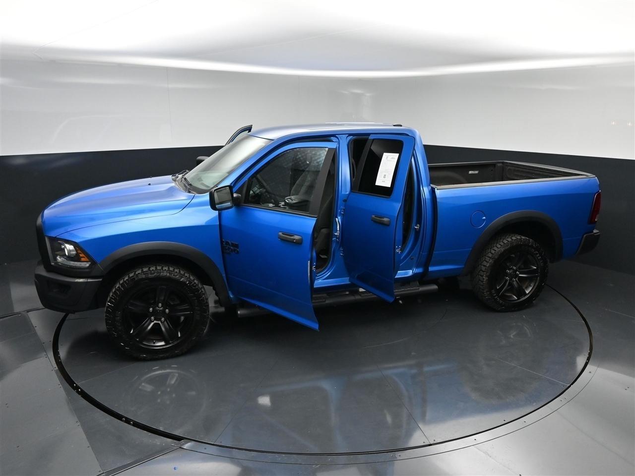 RAM 1500 SLT Quad Cab 4WD 2021