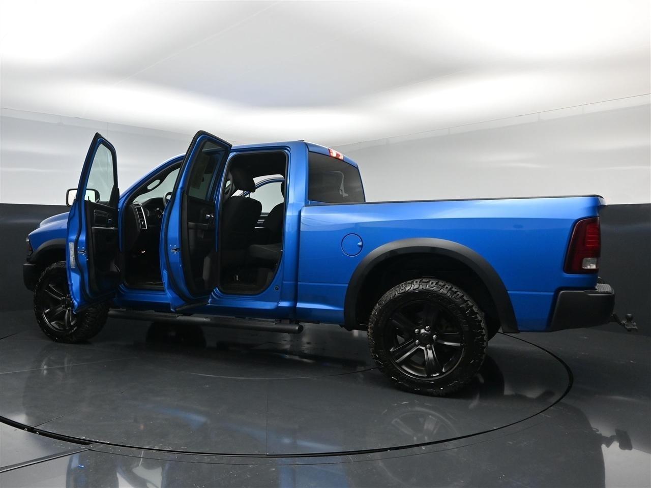 RAM 1500 SLT Quad Cab 4WD 2021