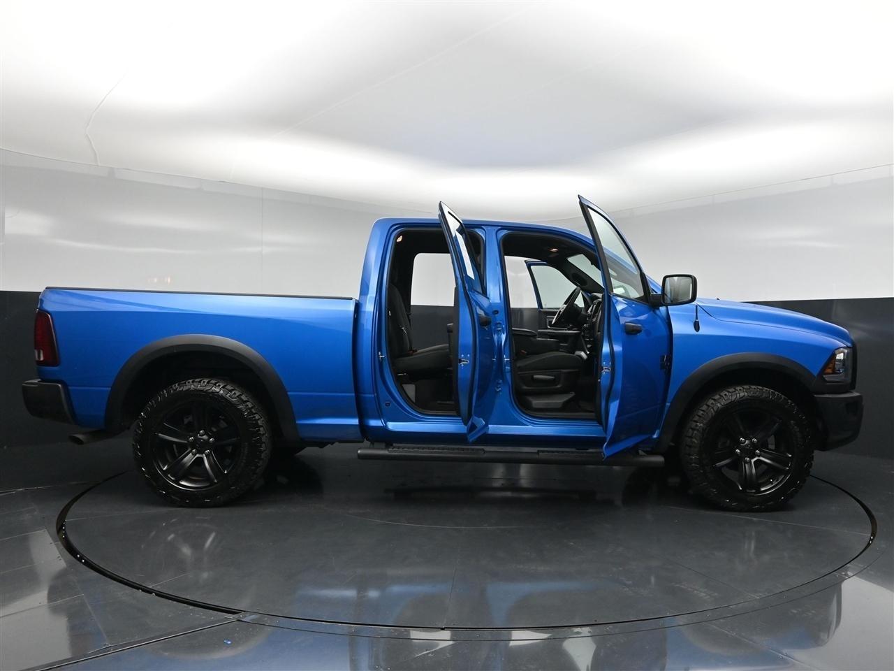 RAM 1500 SLT Quad Cab 4WD 2021