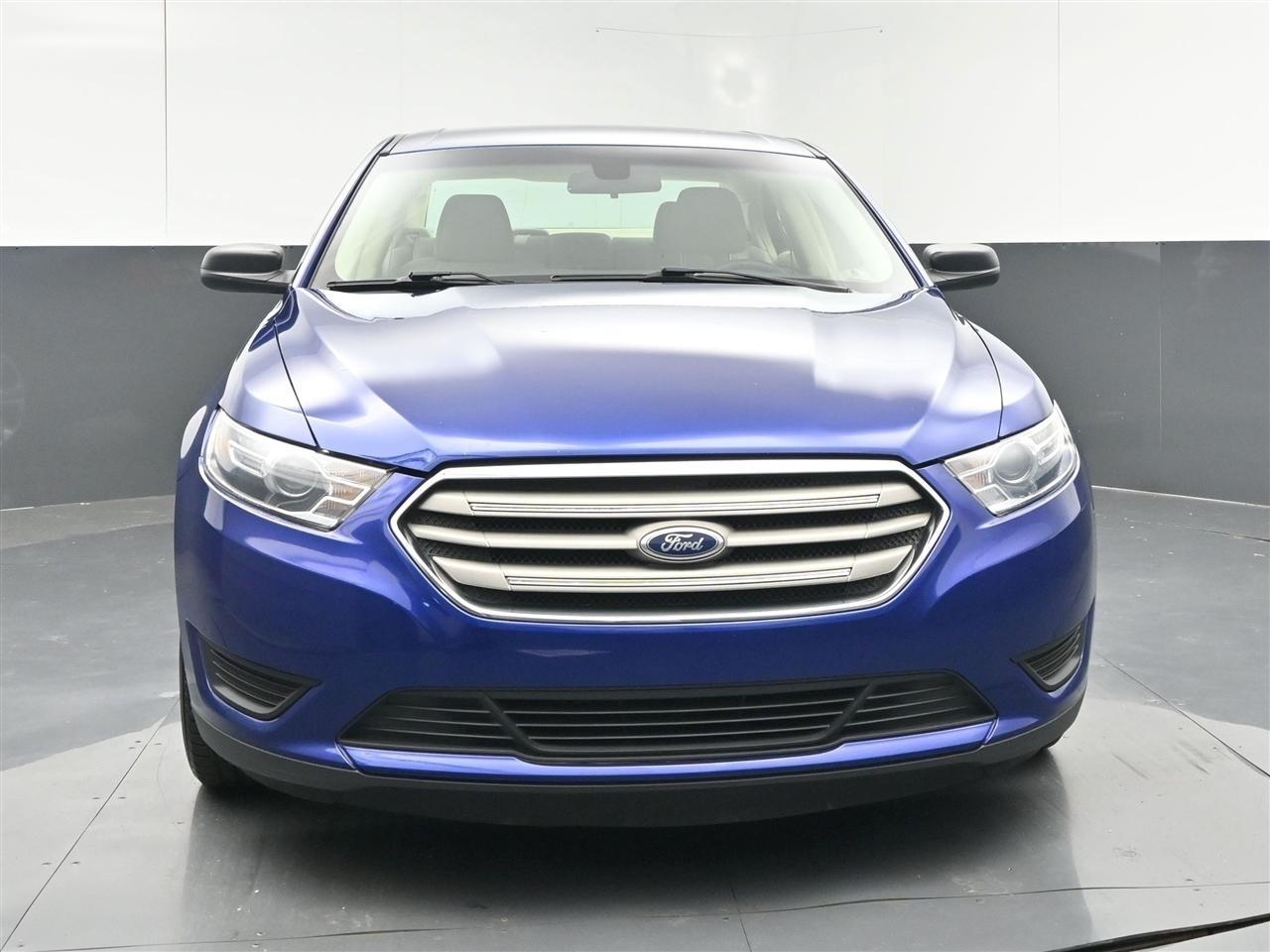 Ford Taurus SE FWD 2015