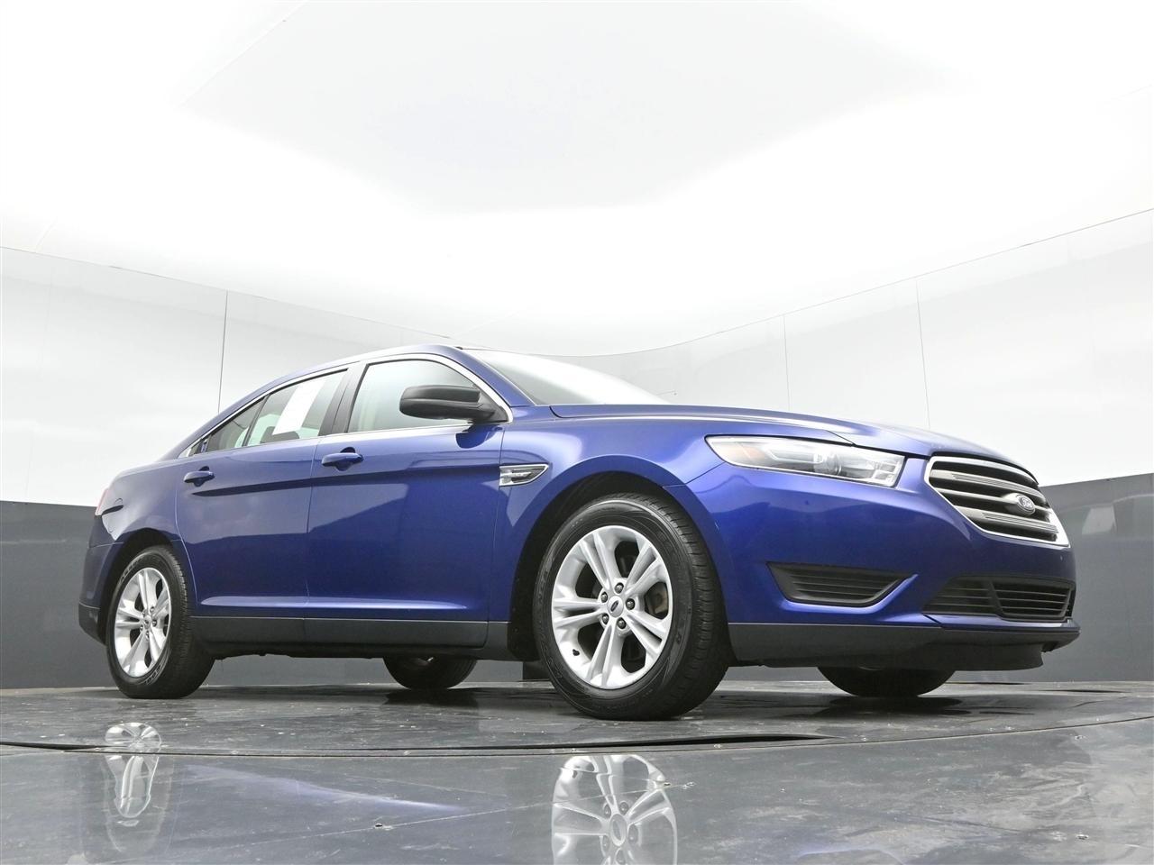 Ford Taurus SE FWD 2015