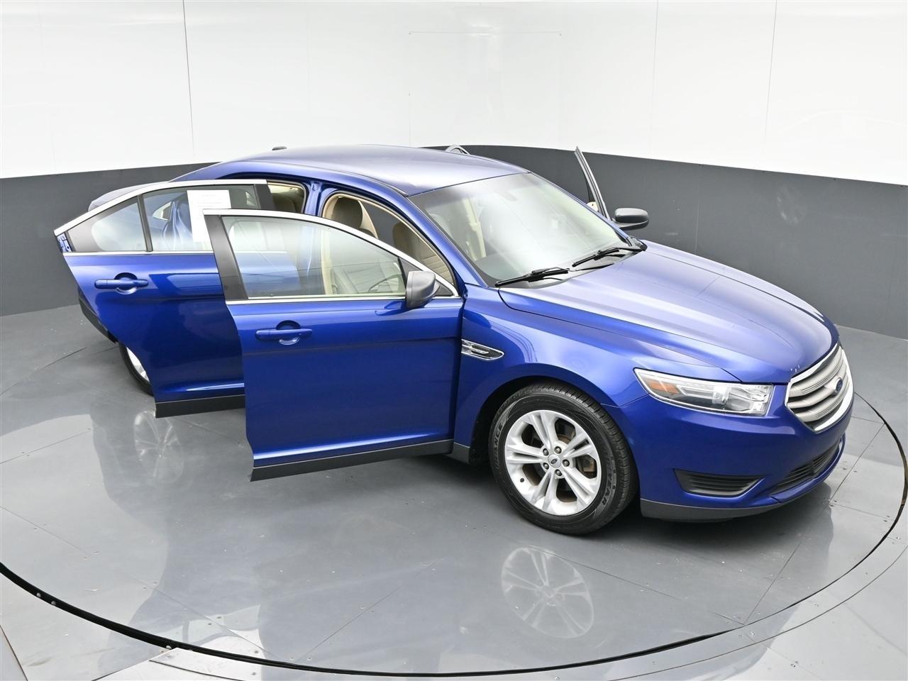 Ford Taurus SE FWD 2015