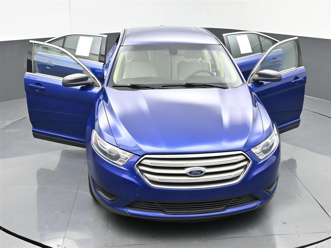 Ford Taurus SE FWD 2015