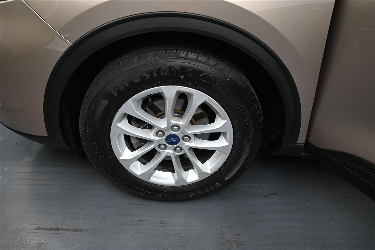 Ford Escape SE 2021