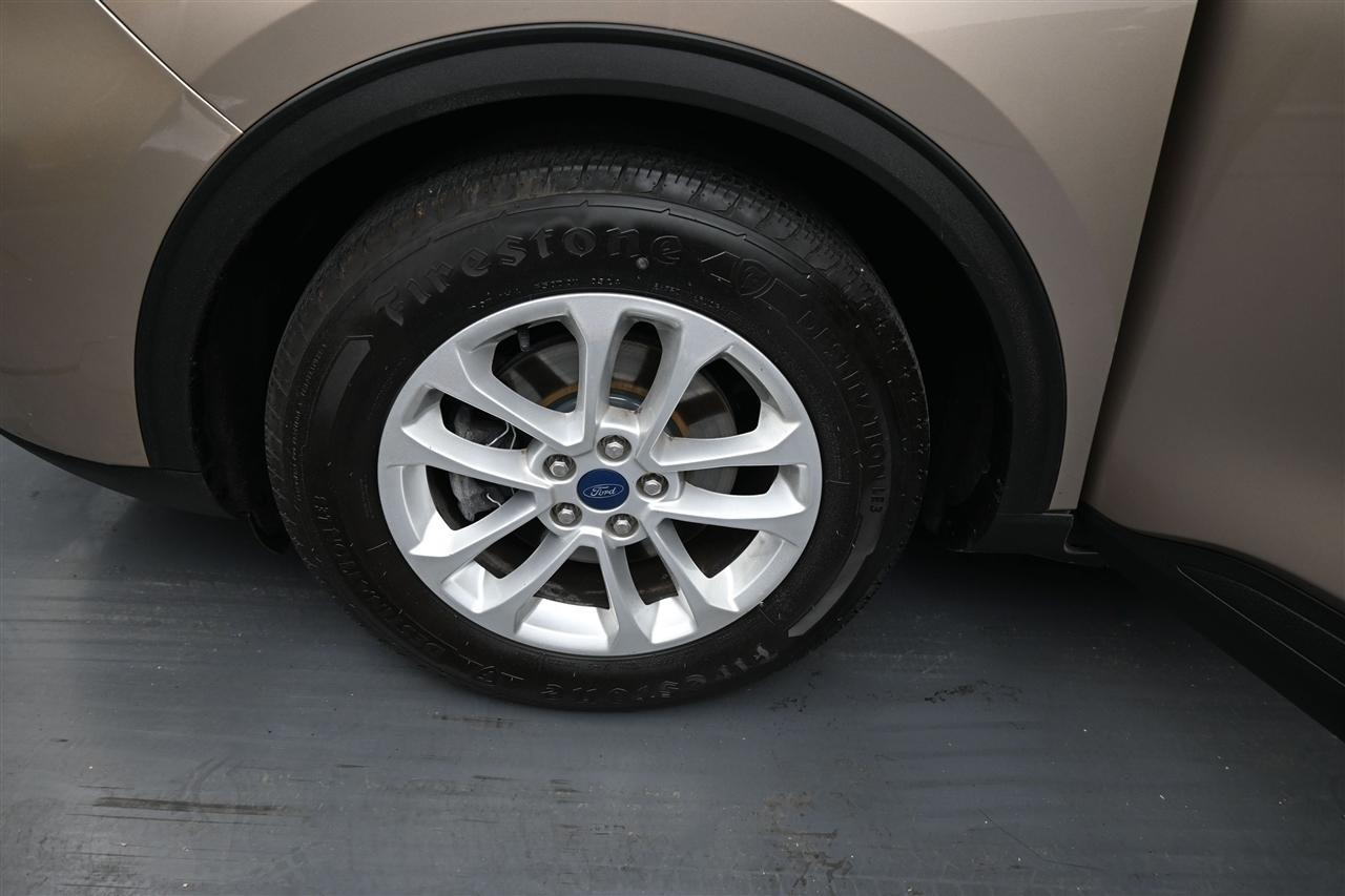 Ford Escape SE 2021