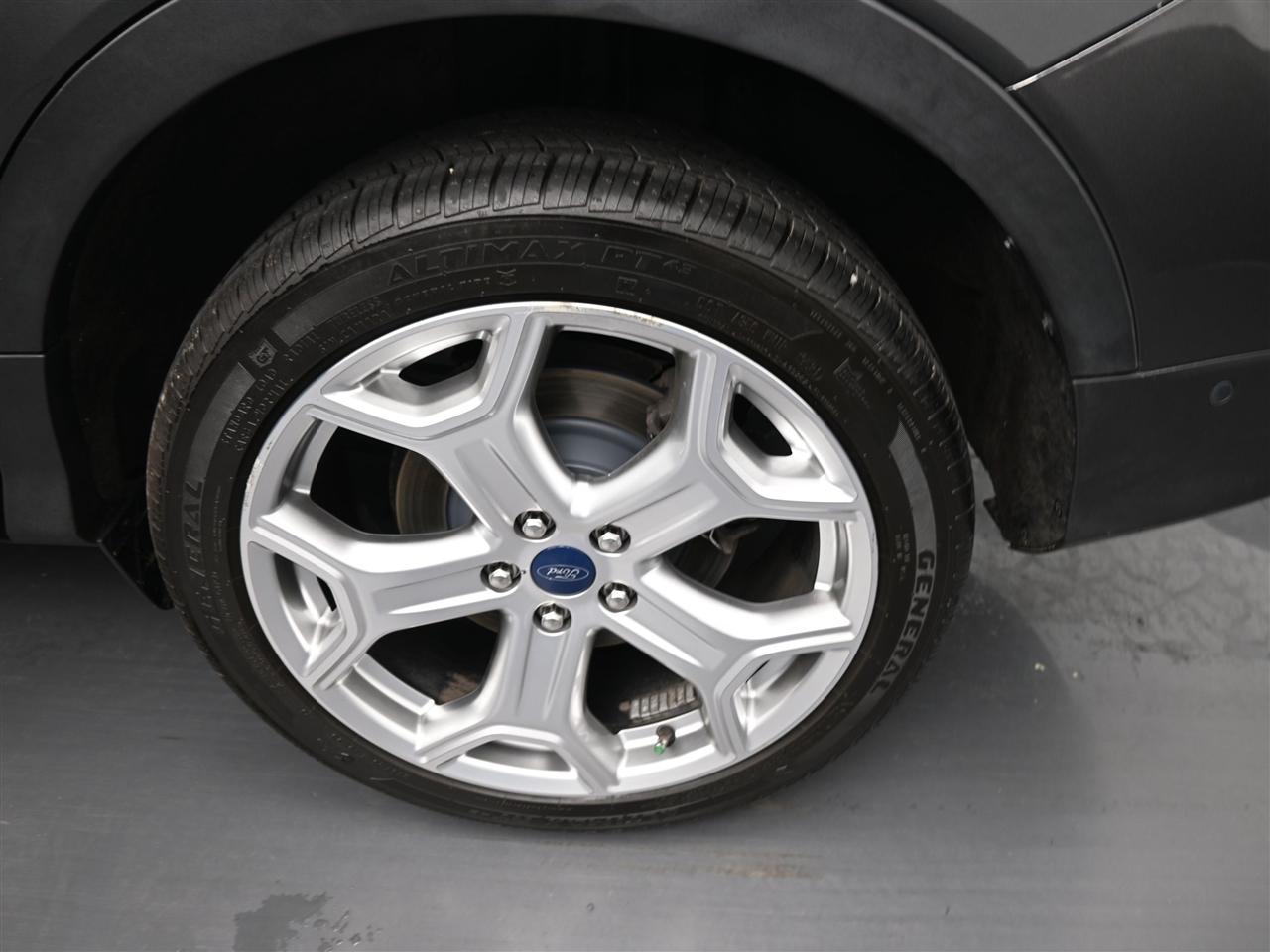 Ford Escape Titanium FWD 2019