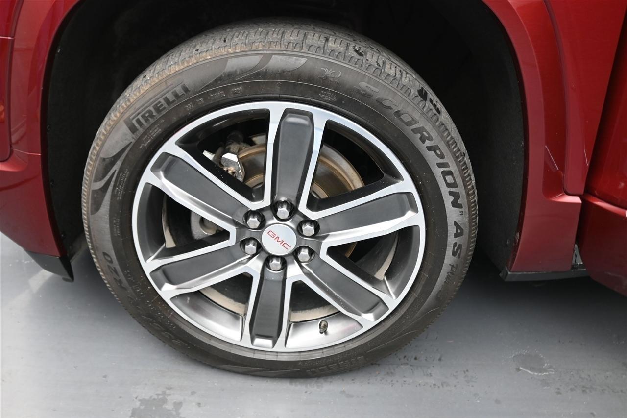 GMC Acadia Denali AWD 2018