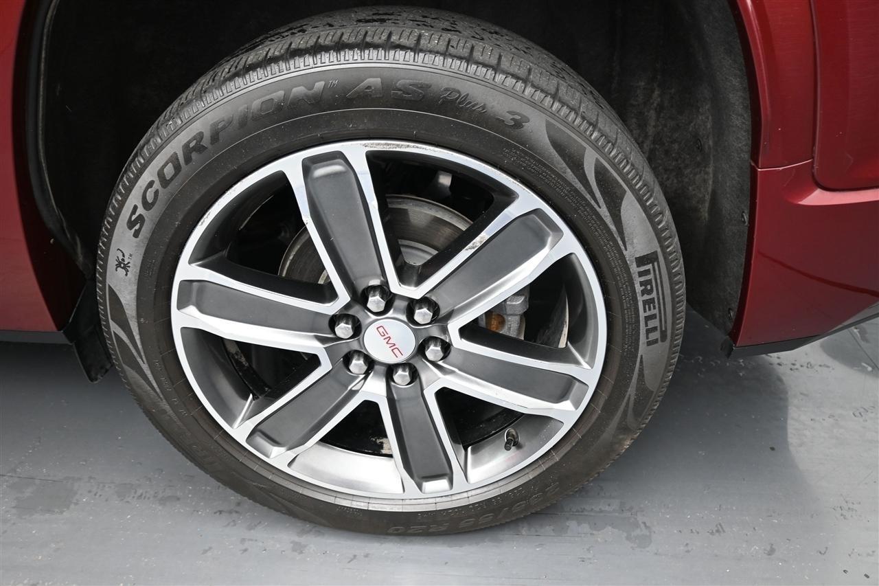 GMC Acadia Denali AWD 2018