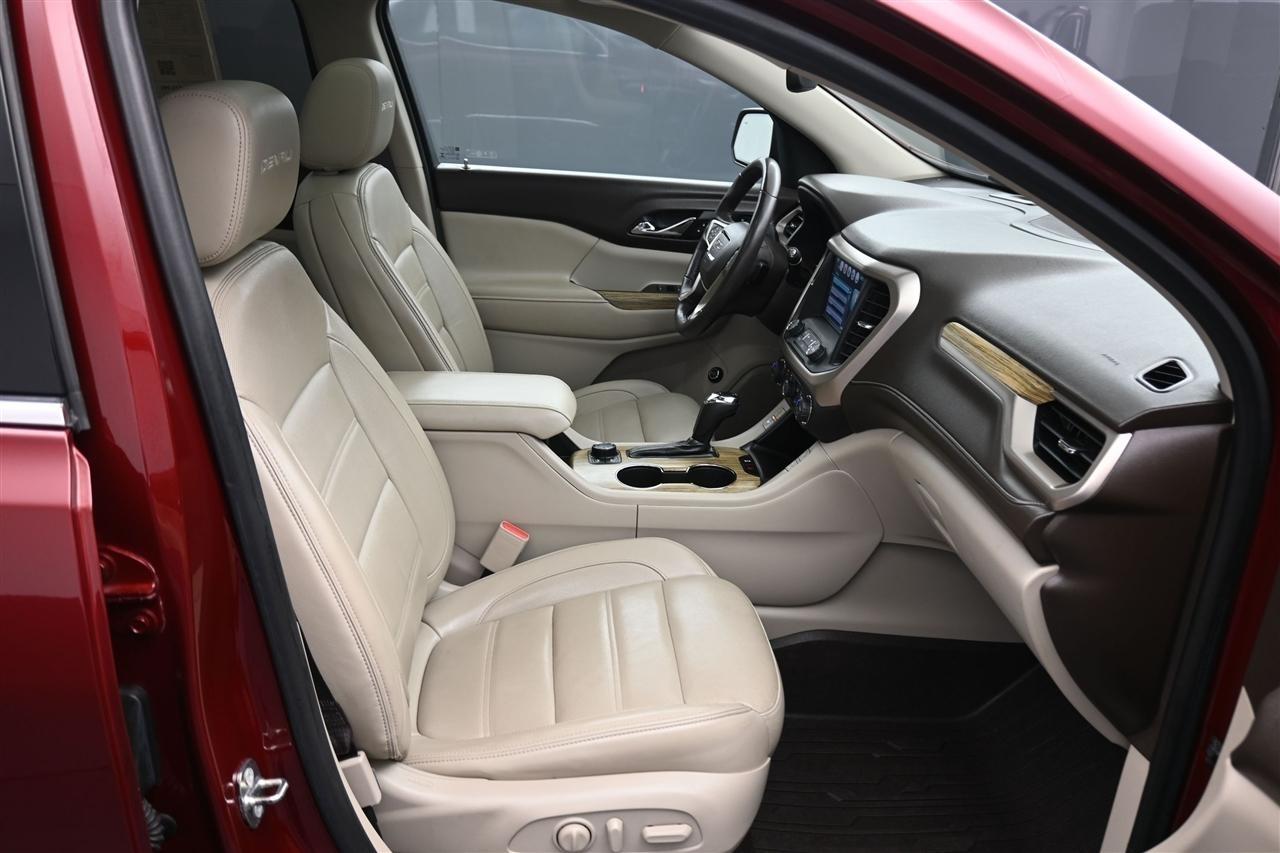 GMC Acadia Denali AWD 2018