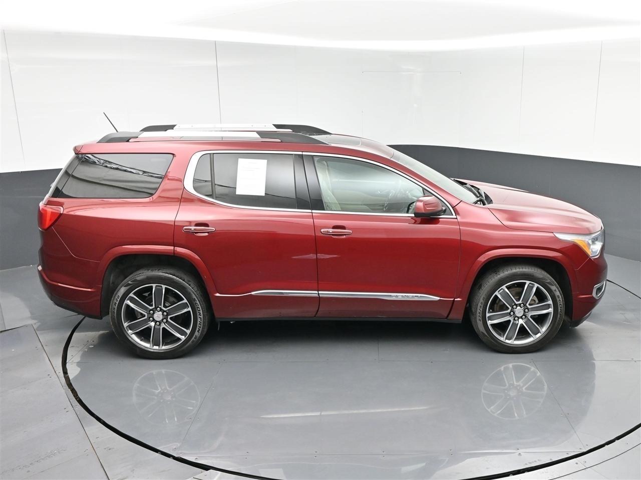 GMC Acadia Denali AWD 2018