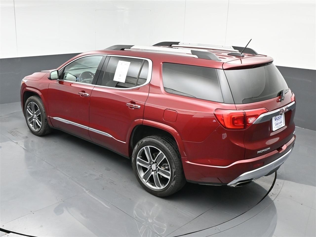 GMC Acadia Denali AWD 2018
