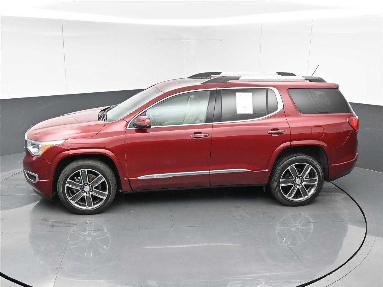 GMC Acadia Denali AWD 2018