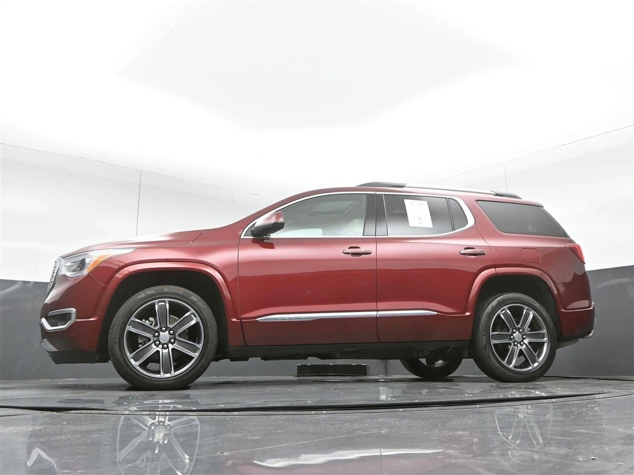 GMC Acadia Denali AWD 2018