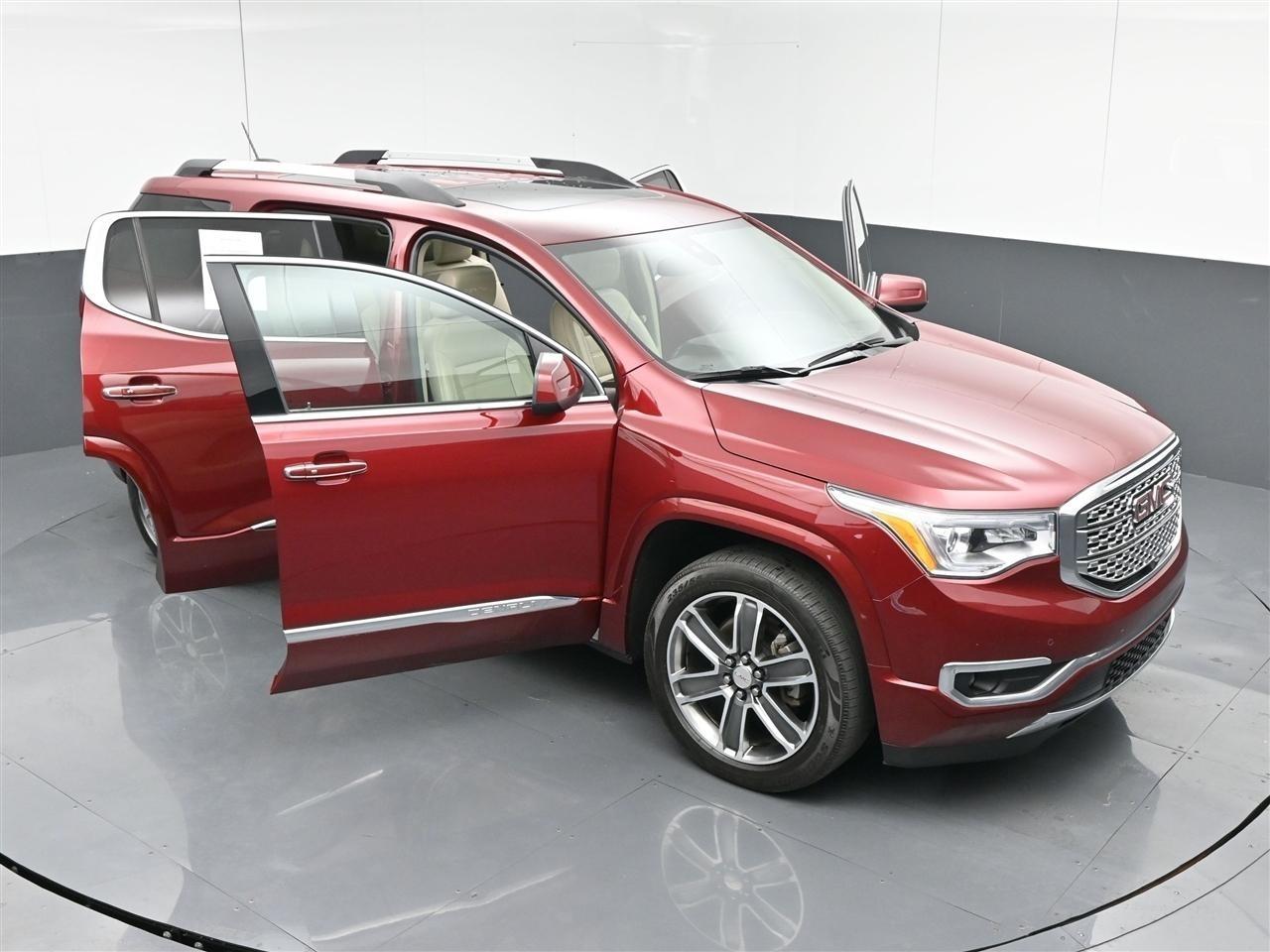 GMC Acadia Denali AWD 2018